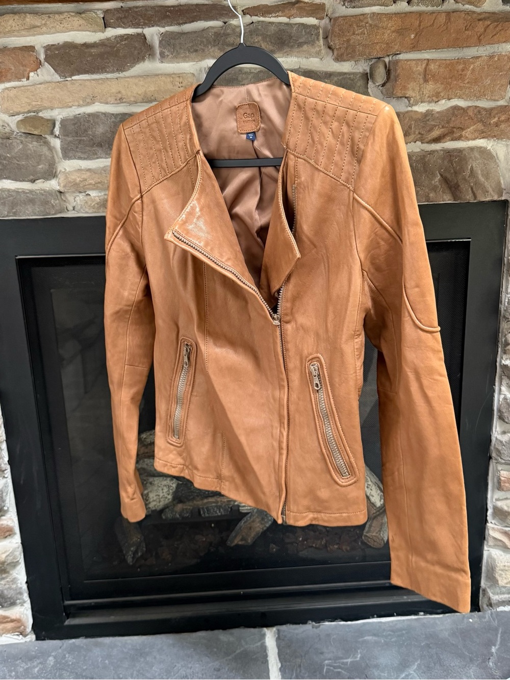 GAP Women's Cognac buttery Leather Moto Jacket with Quilted Shoulders